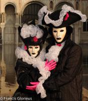 venise Venice-Carnival-Best-Of 39 Nadine & Daniel on San Marco with aqua alta Venice Carnival 2010 01 439reccorr.thumb.jpg
